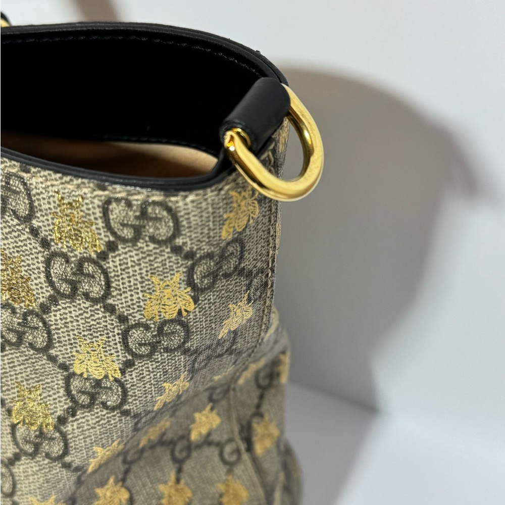 Gucci Black and Gold Women's Tote Bag - Picture 5 of 10